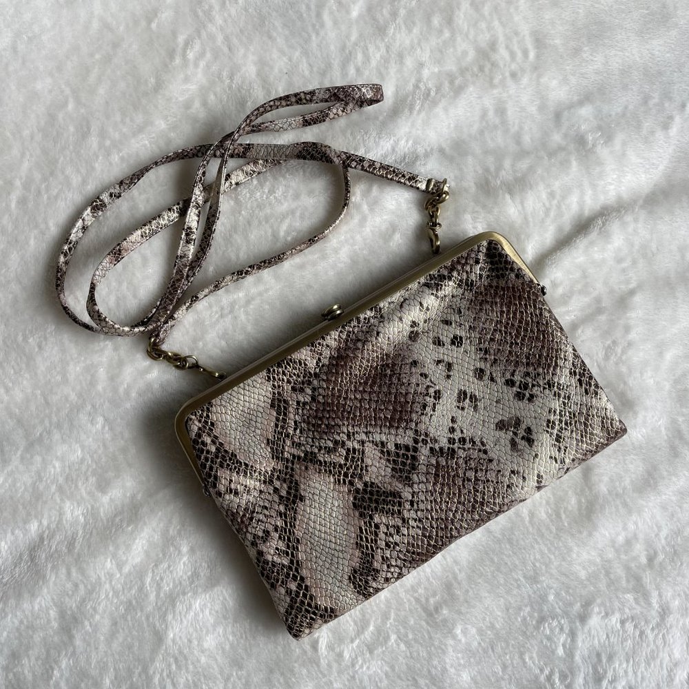 Hobo Leanne Clutch w/ Detachable Strap